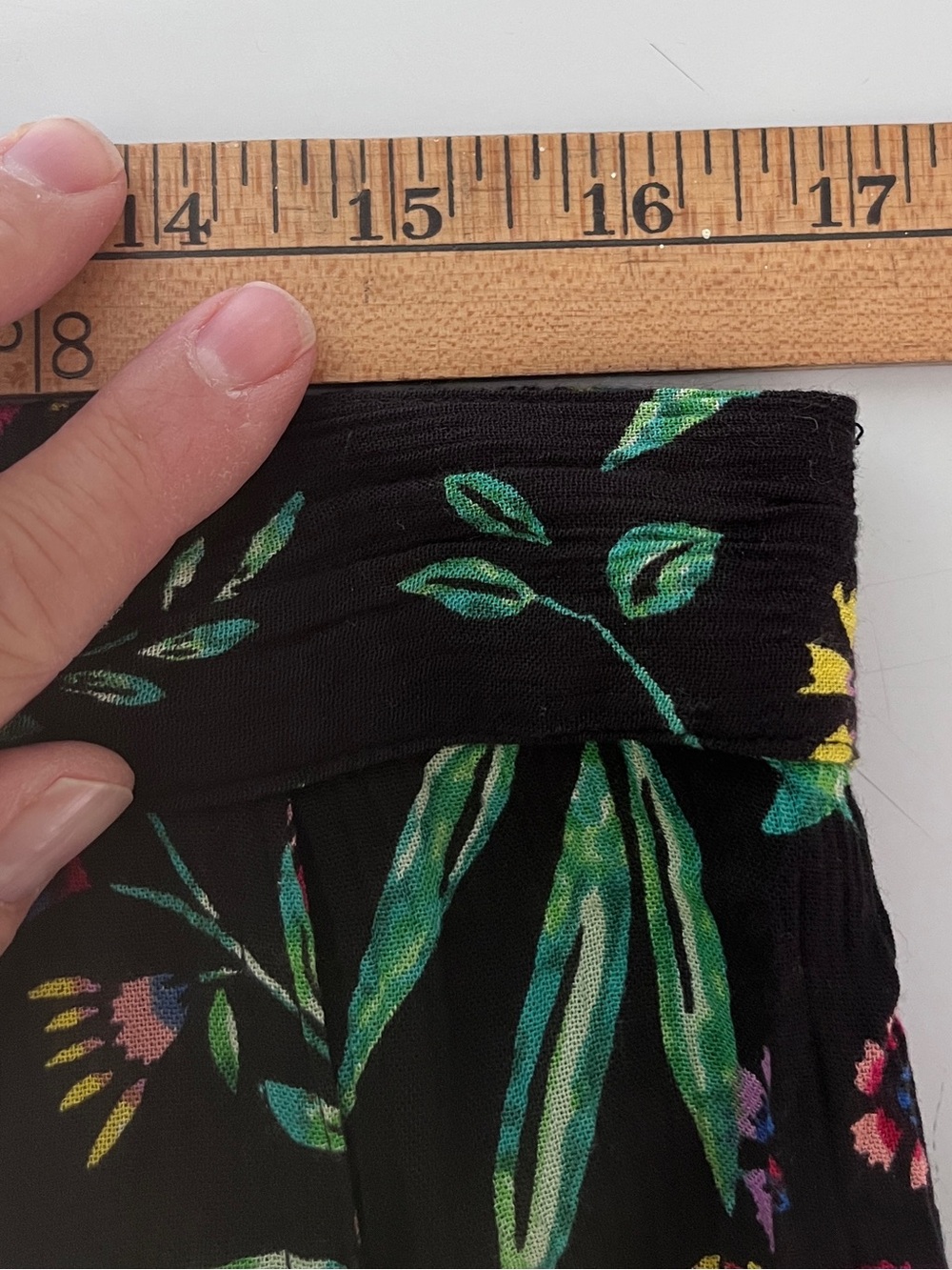 Patrons of Peace Floral Culottes Wide Leg Pants with Pockets Topical Resort M - Picture 10 of 13